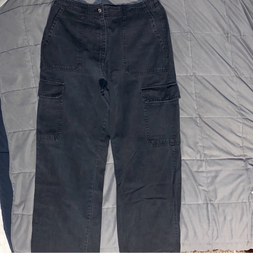 Black cargo pants